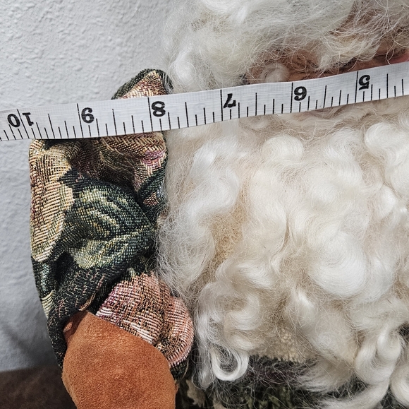 The Royal Elferie Santa - Picture 11 of 11